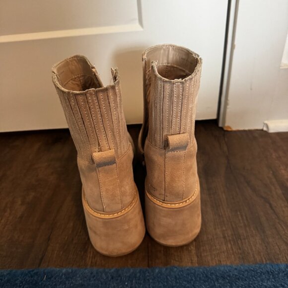 Dolce Vita Suede Boots - Picture 4 of 6